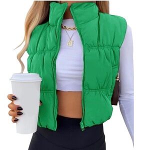 H&M Divided Green Cropped Puffer Vest Size Small